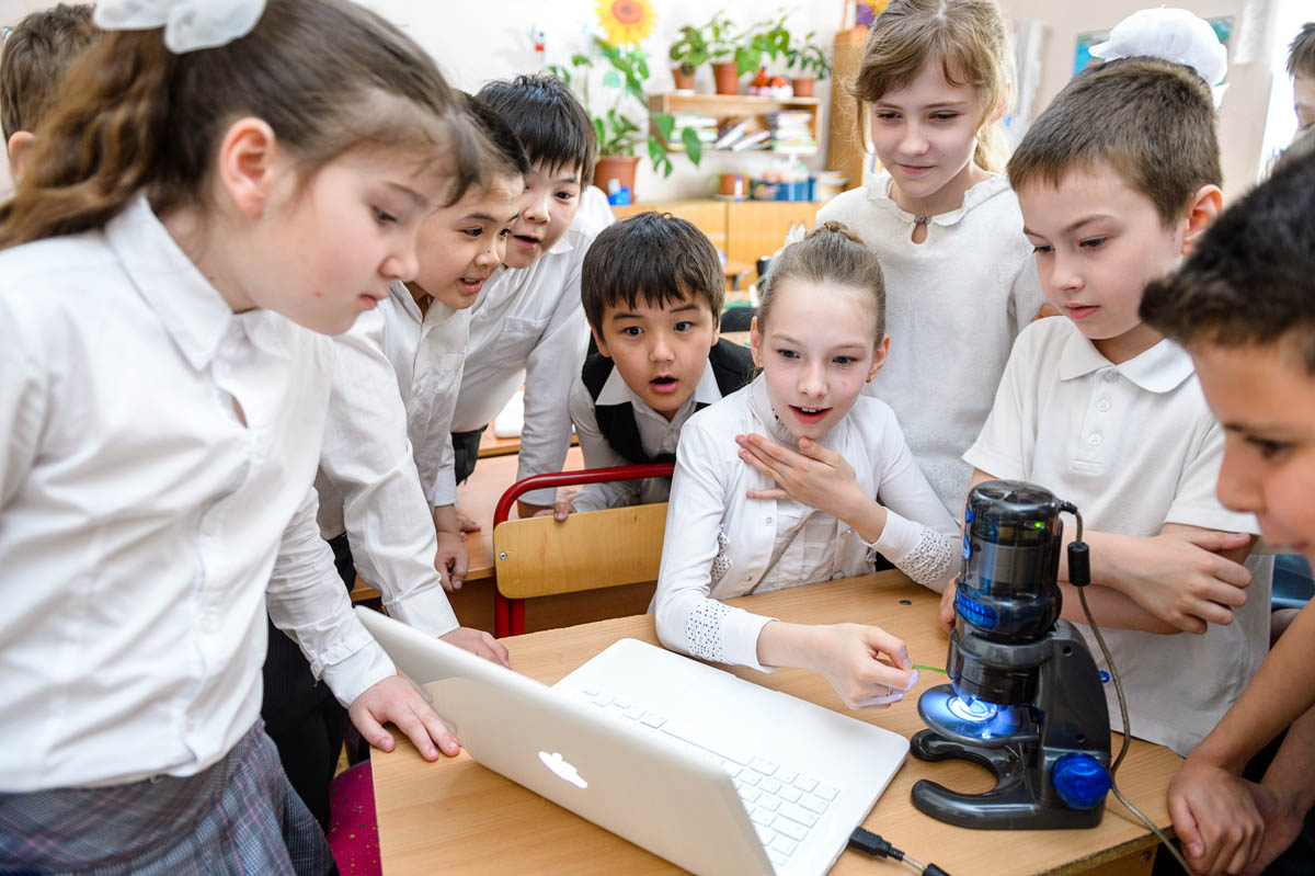 Дети с микроскопом в школе. Удивительные исследования на уроках биологии.