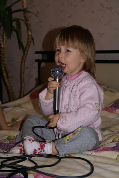 Просто люблю петь.