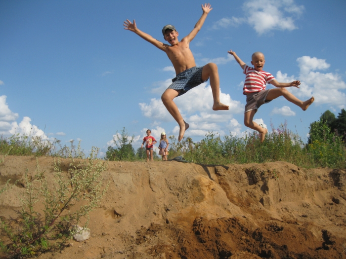 Выше ноги от земли!