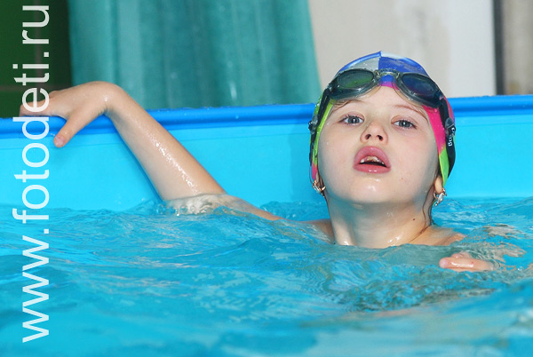 Физическое развитие детей. Как научить ребёнка плавать.