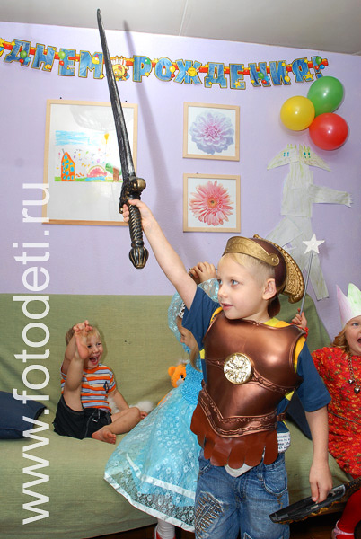 Фотографии детских праздников. Рыцарь Лонцелот в детстве.