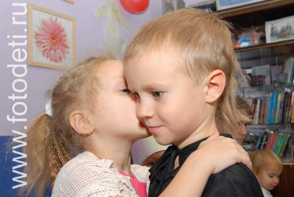 Фотографии детей в галере сайта фотодети.ру. Детские секреты на сайте детского фотографа.