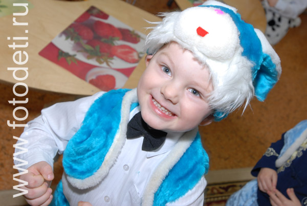 Фотогалерея детских праздников. Детский карнавальный костюм зайца.