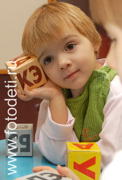 Фотографии детей в галере сайта фотодети.ру. Как научить ребёнка думать и размышлять.
