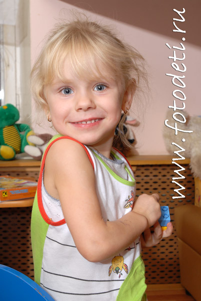 Фото детского фотографа Игоря Губарева. Счастливый ребёнок в детском саду.
