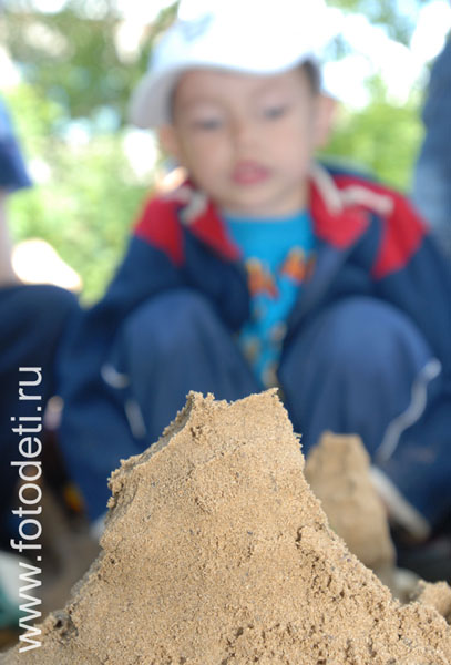 Фотографии детей на авторском сайте детского фотографа. Продажа песка.