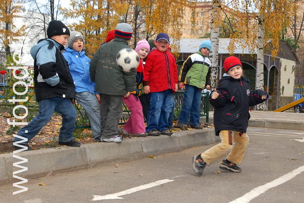 Фото детей в игре: Москва футбол детские.