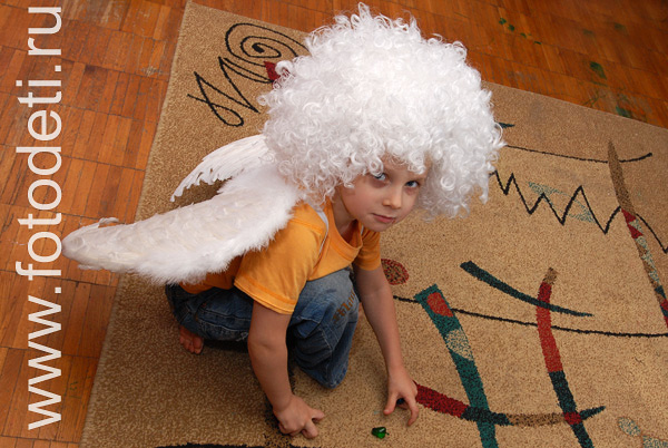 Фотографии детских праздников. Детский карнавальный костюм ангела.