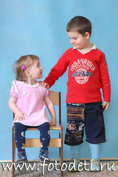 Фотографии детей на авторском сайте детского фотографа. Мальчик с девочкой фотографируются.