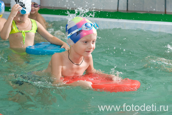 Фотография прикольного малыша, в фотоархиве московского фотографа Губарева Игоря: Плавание для детей