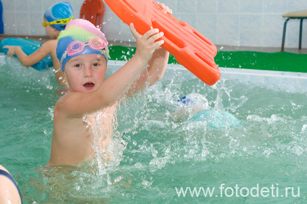 Фотография прикольного малыша, в фотоархиве профессионального фотографа и психолога Губарева И.Н.: Учим детей плавать