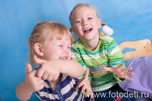 Фотка прикольного ребёнка, на веб-сайте детского фотографа Губарева Игоря: Дети чуть не лопнули от смеха на фотосессии детского фотографа Игоря Губарева