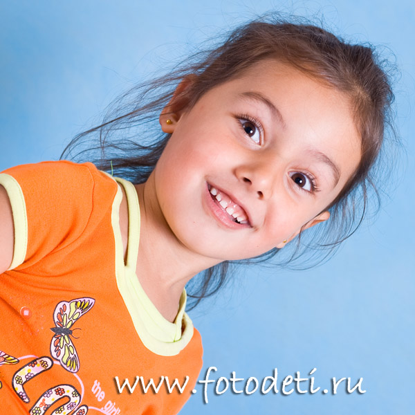Фотография позитивного дошкольника, на фотосайте профессионального фотографа Губарева И.Н.: Яркие детские эмоции на сайте фото дети