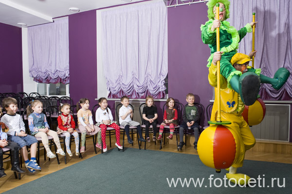 Фотографии детского праздника: Лучшее представление группы клоунов на на празднике в детском саду - Надувное шоу Питиновых