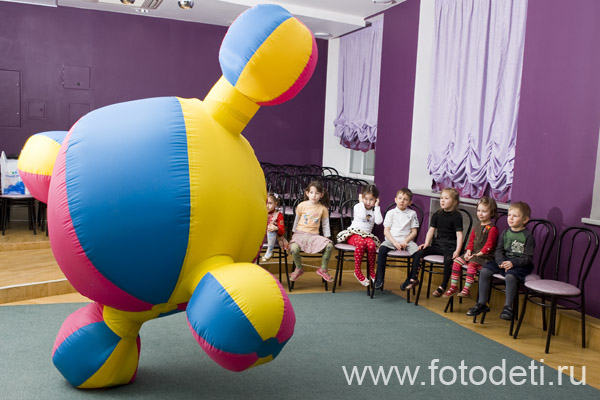 Фотографии детского праздника: Яркое выступление семьи клоунов на  детском празднике - Надувное шоу Питиновых
