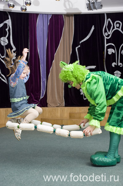 Фотографии детского праздника: Супер выступление клоунов на на празднике в детском саду - Надувное шоу Питиновых