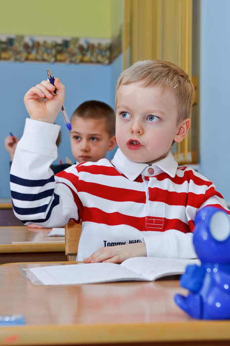 Фото Игоря Губарева: Развивающее занятие для детей в детском саду.