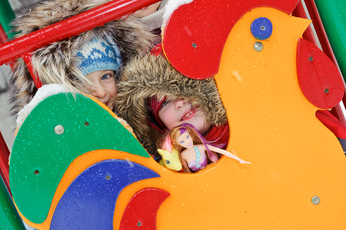 Фото Игоря Губарева: Дети обожают играть в прятки. Детский фотограф может успешно использовать эти предпочтения.