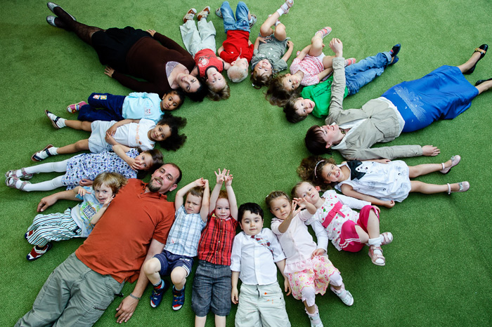 Фотосессии детского фотографа Игоря Губарева. Нестандартные групповые портреты, сделанные в детских садах.
