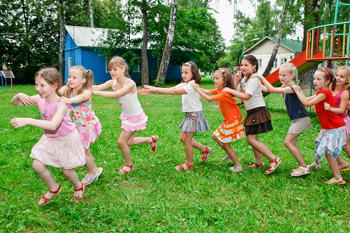 Авторские работы Игоря Губарева: Фотосъёмка детских игр в пионерском лагере.