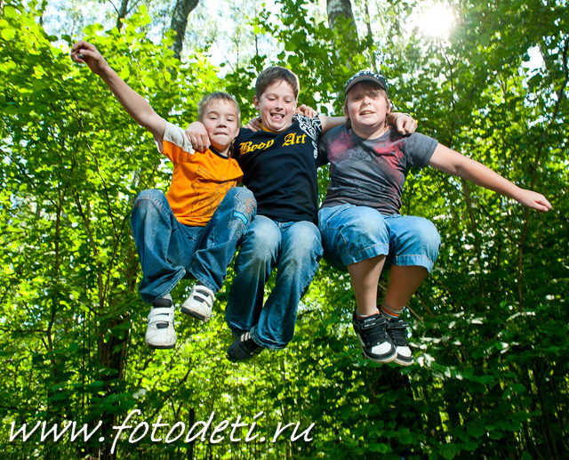 Другие секреты фотографирования детей и фотографии детей на веб-сайте www.fotodeti.ru. 