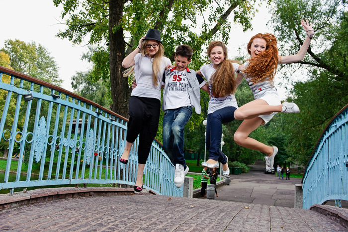 Фото детей московского фотографа Губарева Игоря в авторском проекте. Fashion съёмка детей из модельных агентств для промороликов продавцов модной одежды для детей.