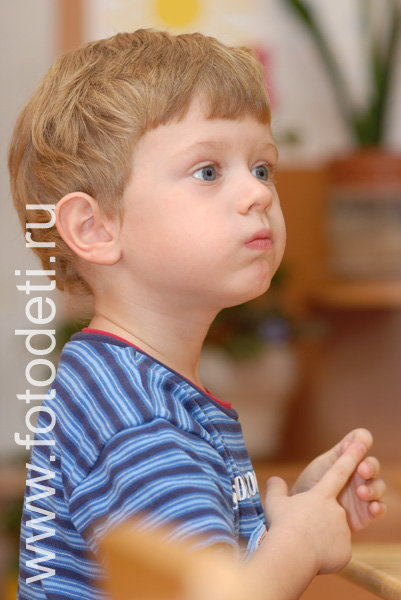 Эмоции ребёнка, на фотографиях детского фоторепортёра. Портрет ребёнка, снятый в процессе фоторепортажа.
