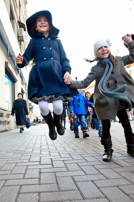 фото детей на прогулке по улицам города