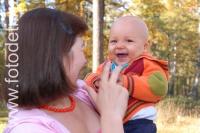 Фото мамы с годовалым ребёнком , фотография на сайте fotodeti.ru