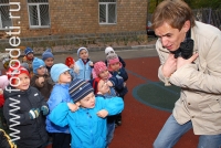 Педагог Александр Пушкин в Москве, фотографии играющих малышей