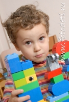 Построим дом вместе, фото детского фотографа Игоря Губарева