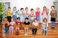 Детский музыкальный ансамбль, фотоизображения маленьких музыкантов