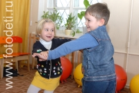Занятия ритмикой в детском центре, тематика фото «Обучение детей танцам