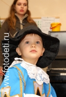 Костюм мушкетёра для детского праздника, фото сделано на детском празднике