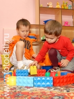 Возведение крепостных стен, фото детей в фотобанке fotodeti.ru