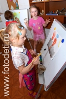 Мольберты для детей, фотография из галереи «Дети рисуют