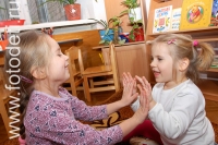 Радость общения детей в каждом фото , фотография на сайте fotodeti.ru