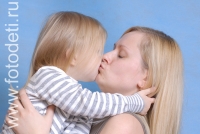 Фотогалерея, посвящённая тому, как малыш играет со своей мамой , фотография на сайте фотодети.ру