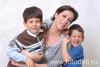 Мама с сыновьями , фотография на сайте фотодети.ру