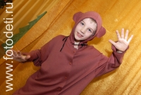 Мальчик играет медведя в театральной постановке, фотогалерея детской театральной студии