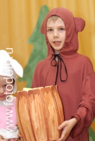 Мальчик в костюме медведя, фотогалерея детской театральной студии
