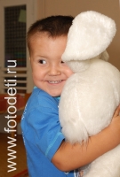 Мягкая игрушка заяц, фото детей в фотобанке fotodeti.ru