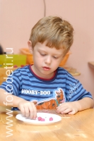 Пластилин - друг детей, фото ребёнка из галереи «Творческие занятия для детей
