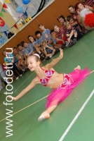 Интересный спортивный танец, тематика фото «Обучение детей танцам