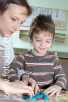 Лепите из пластилина буквы вместе с ребёнком, фото ребёнка из галереи «Творческие занятия для детей