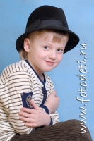 Мальчик в шляпе, забавные фотографии детей на сайте детского фотографа