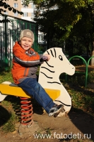 Мальчик га лошадке, фотография автора сайта фотодети Губарева Игоря