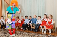 Лучший клоун - это переодетый воспитатель, любимый детьми воспитатель.