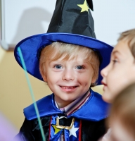Мальчик в костюме звездочёта. Фото детей на фотосайте Игоря Губарева.