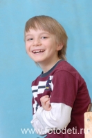 Портрет мальчика, сделанный в условиях передвижной студии, детский студийный портрет портрет